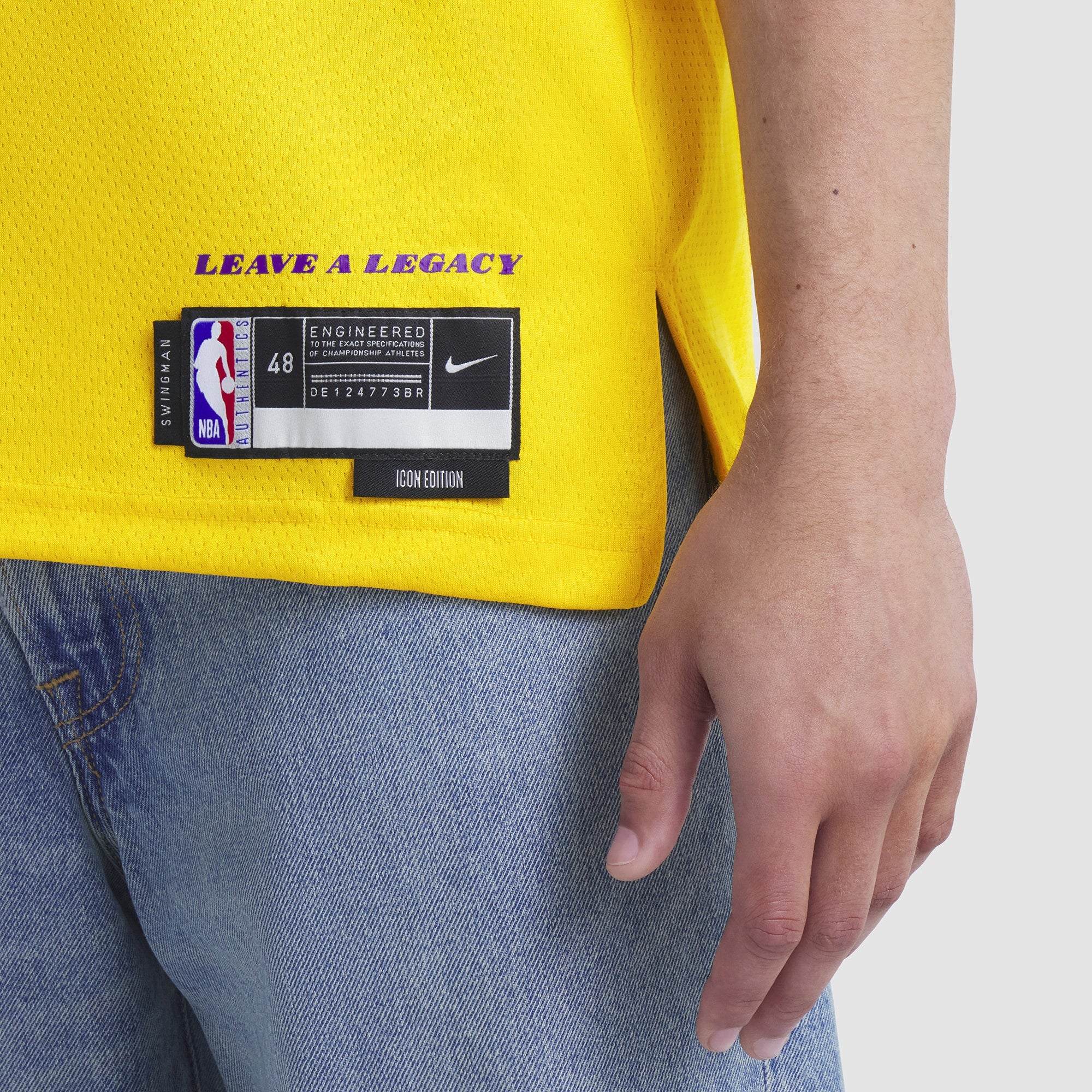 Los Angeles Lakers Nike Icon Swingman Jersey - LeBron James - Unisex NBA Team Jersey Basketball Fan Apparel