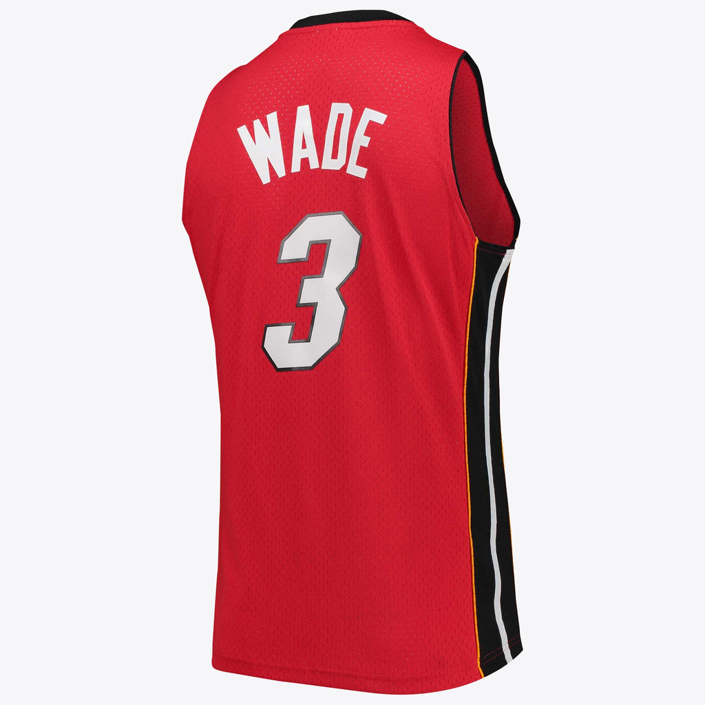 Miami Heat Mitchell & Ness NBA Dwyane Wade Alternate 2005 Hardwood Classics Swingman Jersey NBA Team Jersey Basketball Fan Apparel