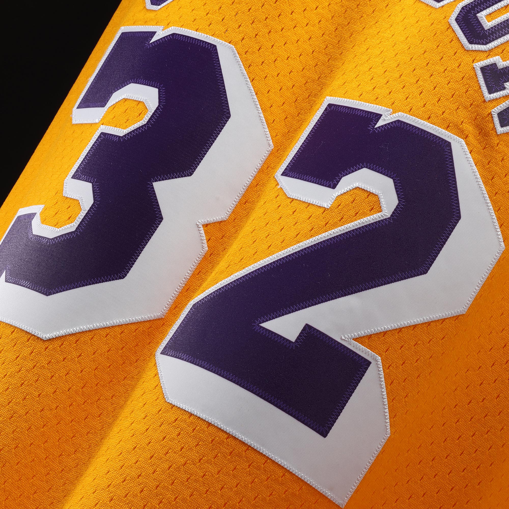 Los Angeles Lakers Mitchell & Ness Magic Johnson 1984-85 Hardwood Classics Swingman Jersey - Gold - Men's NBA Team Jersey Basketball Fan Apparel