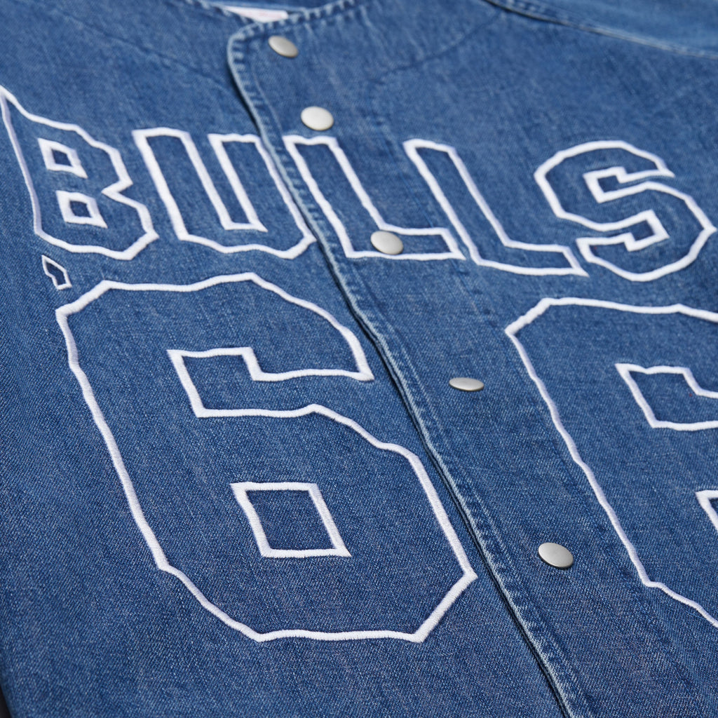 Chicago Bulls Mitchell & Ness Summer Breeze Baseball Jersey - Blue - Men's NBA Team Jersey Basketball Fan Apparel