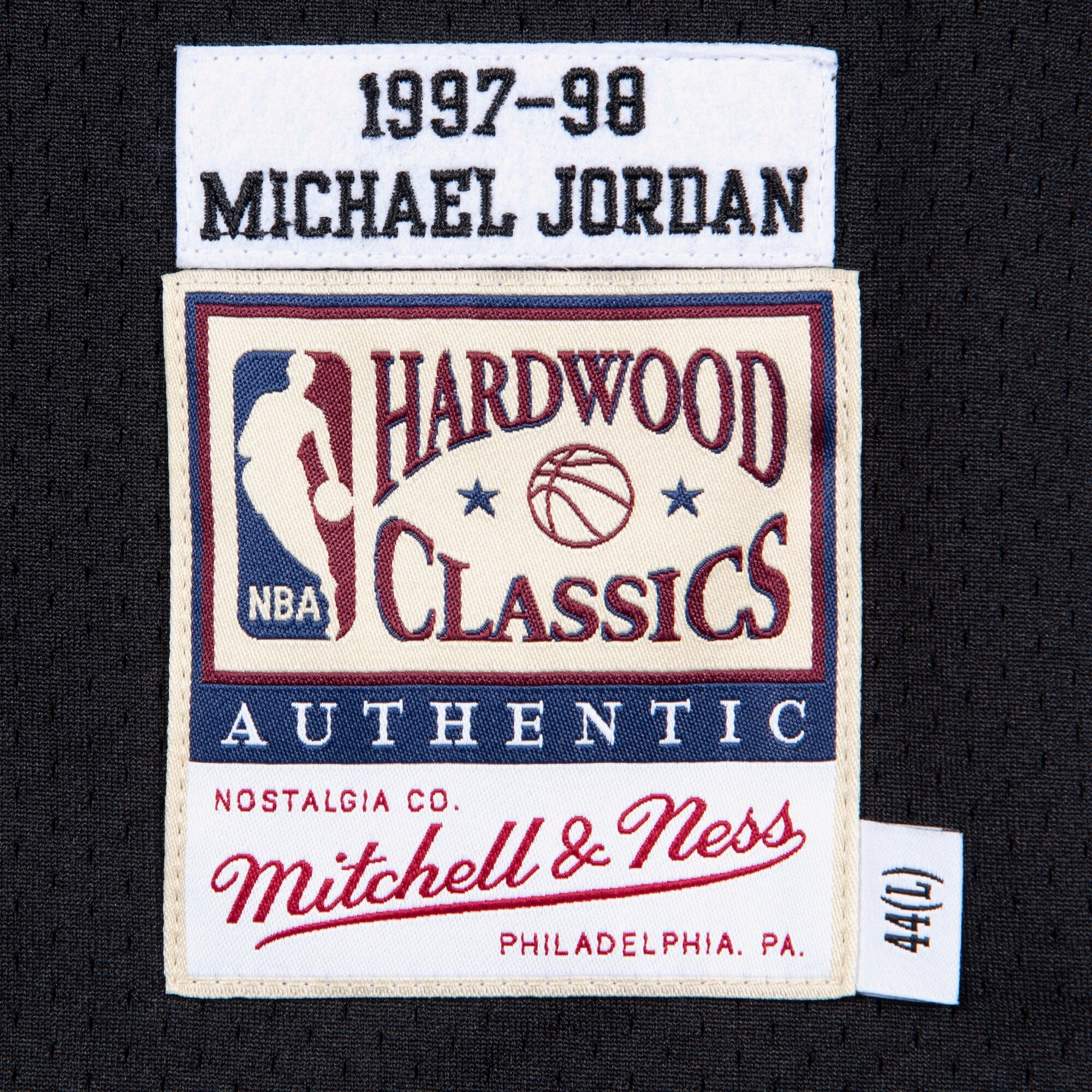 Chicago Bulls Mitchell & Ness Authentic Jersey Alternate Michael Jordan 1997-98 NBA Team Jersey Basketball Fan Apparel