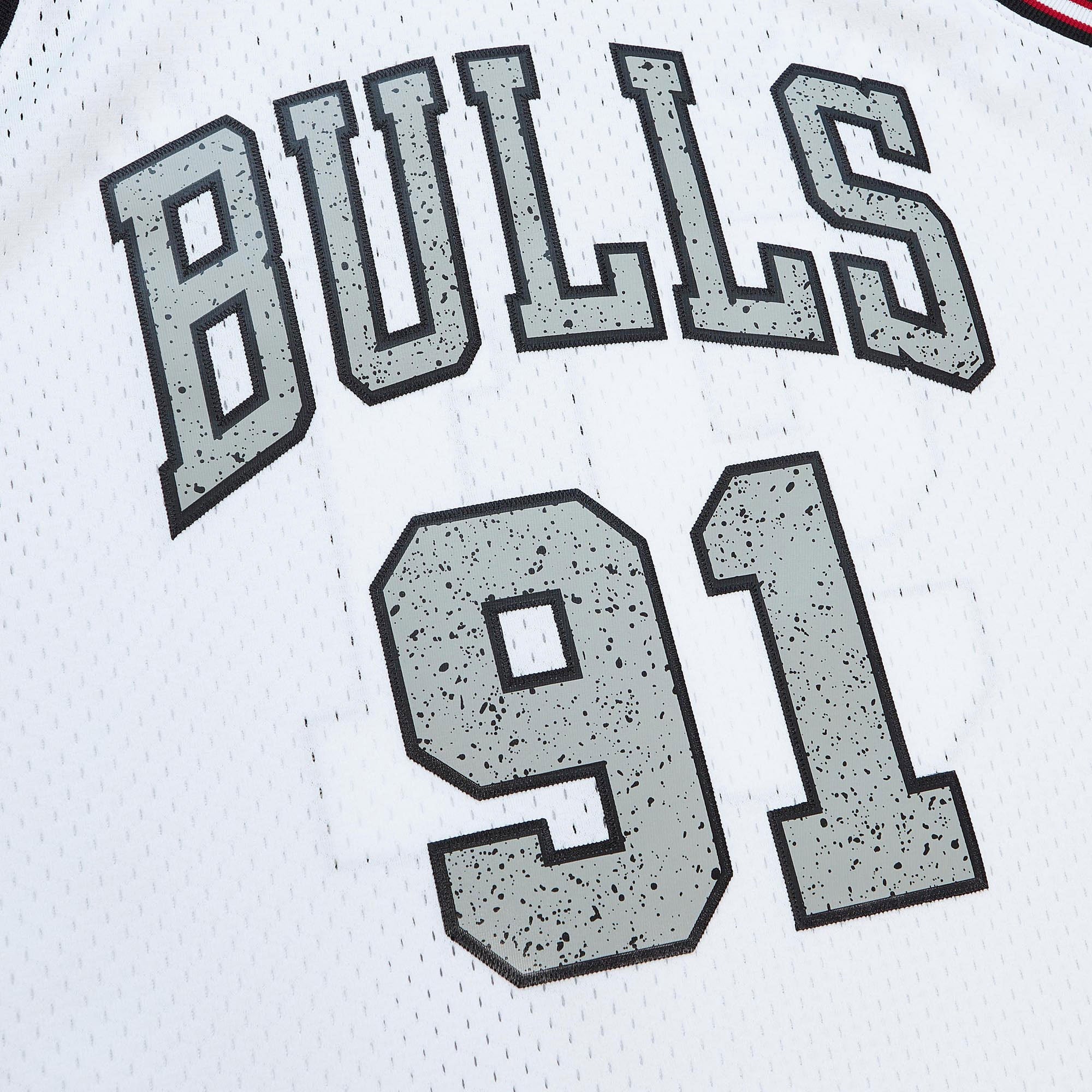 Chicago Bulls Mitchell & Ness Dennis Rodman 1997 Cracked Cement Swingman Jersey - White NBA Team Jersey Basketball Fan Apparel