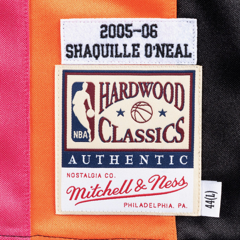 Miami Heat Mitchell & Ness Authentic Jersey Alternate Shaquille O'Neal 2005-06 NBA Team Jersey Basketball Fan Apparel