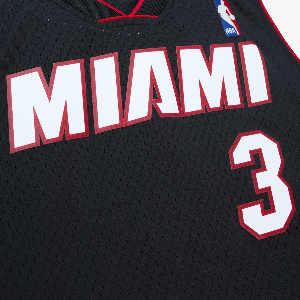 Miami Heat Mitchell & Ness NBA Dwyane Wade 2012 Road Hardwood Classics Swingman Jersey NBA Team Jersey Basketball Fan Apparel