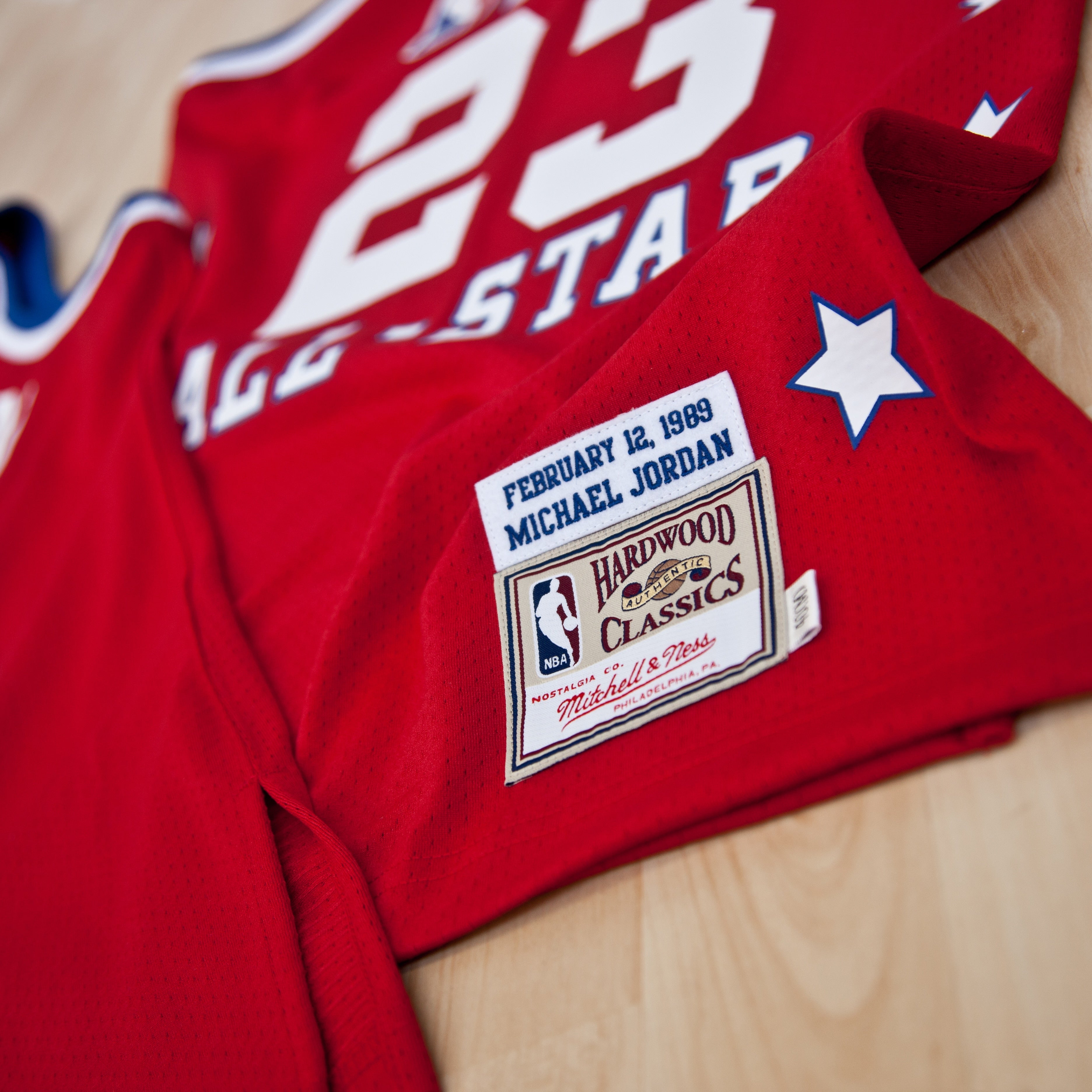 NBA All-Star East Mitchell & Ness Michael Jordan 1989 Authentic Jersey - Red - Men's NBA Team Jersey Basketball Fan Apparel